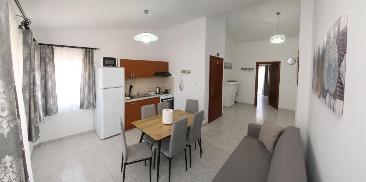 Lampias Apartments Keramoti  Bagian luar foto